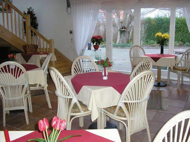 Pension Villa Beer Stralsund Exterior photo
